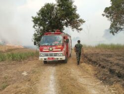 TNI-Polri di Kembangbahu Berhasil Padamkan Kebakaran