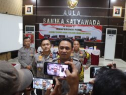 Kapolres Cirebon Kota Pimpin Press Release Akhir Tahun 2023