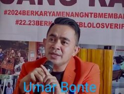 Miris, Diduga Bagi Minyak Kelapa Saat Kampanye Calon DPD RI Dapil Sultra Umar Bonte Diperiksa Bawaslu Kota Kendari