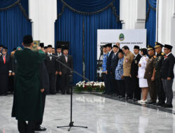 Komandan Lanal Bandung Hadiri Pelantikan dan Pengambilan Sumpah Jabatan Sekda Provinsi Jawa Barat