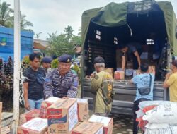 Bantu Korban Banjir dan Longsor di Kabupaten Lebong, BUMN Se-Provinsi Bengkulu Bersinergi Lanal Bengkulu Serahkan Bantuan Logistik