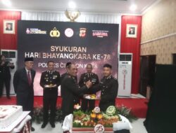 Dandim 0614/Kota Cirebon Hadiri Upacara HUT Bhayangkara Ke-78 Tingkat Polres Cirebon Kota.