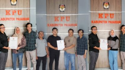 Tiga Bapaslon Bupati Pasaman Perbaiki Berkas Pendaftaran Ke KPU