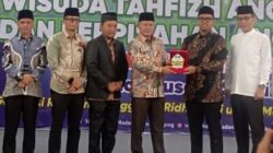 Kegiatan Perdana Sebagai Bupati Pasaman, Welly Suheri,ST Hadiri Wisuda Tahfidz Angkatan ke VIII dan Perpisahan Angkatan ke VII SDIT Cahaya Madani Lubuk Sikaping